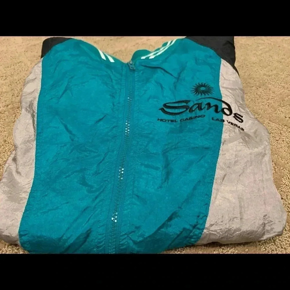 Vtg 90’s Las Vegas Sands Casino Wind Breaker - Picture 5 of 6